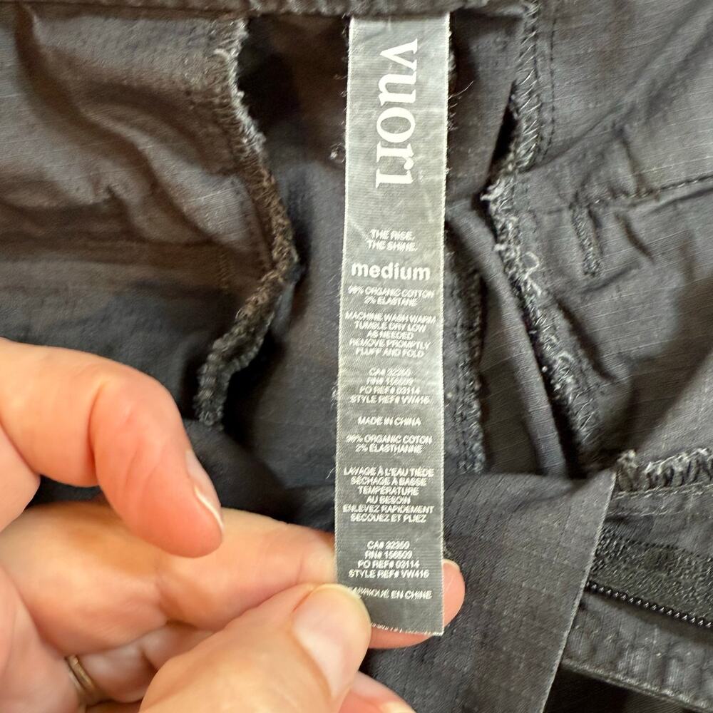 Vuori Rip Stop Pant Size M Wide Leg Cropped Comfort Travel Athleisure VW416 Gray - Picture 12 of 16